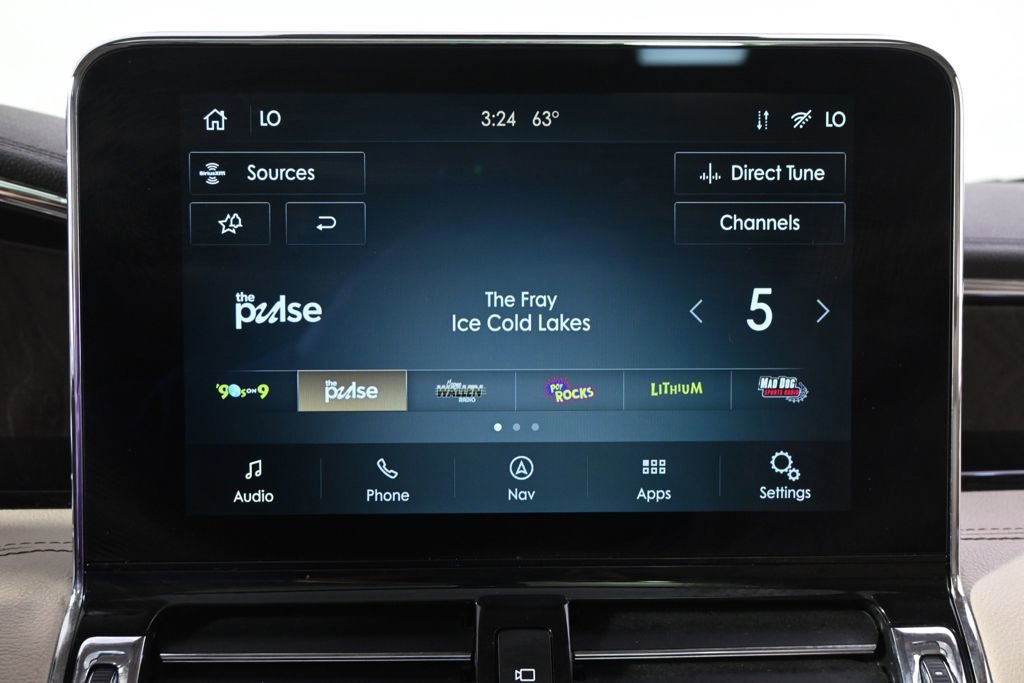 Used 2021 Lincoln Navigator Reserve AWD/4WD image 30