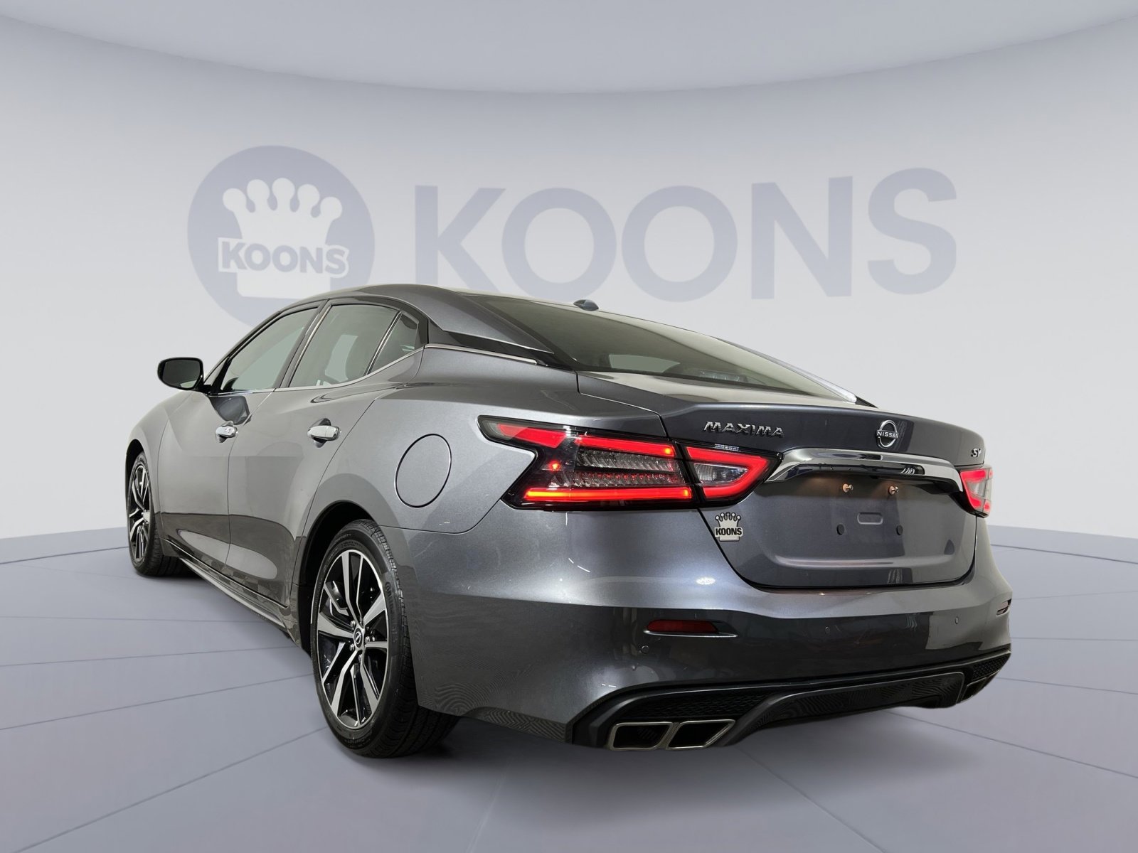 Used 2023 Nissan Maxima SV w/ Floor Mat Group image 4