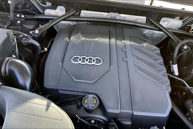 Used 2022 Audi Q5 2.0T Premium Plus w/ Premium Plus Package AWD/4WD image 34