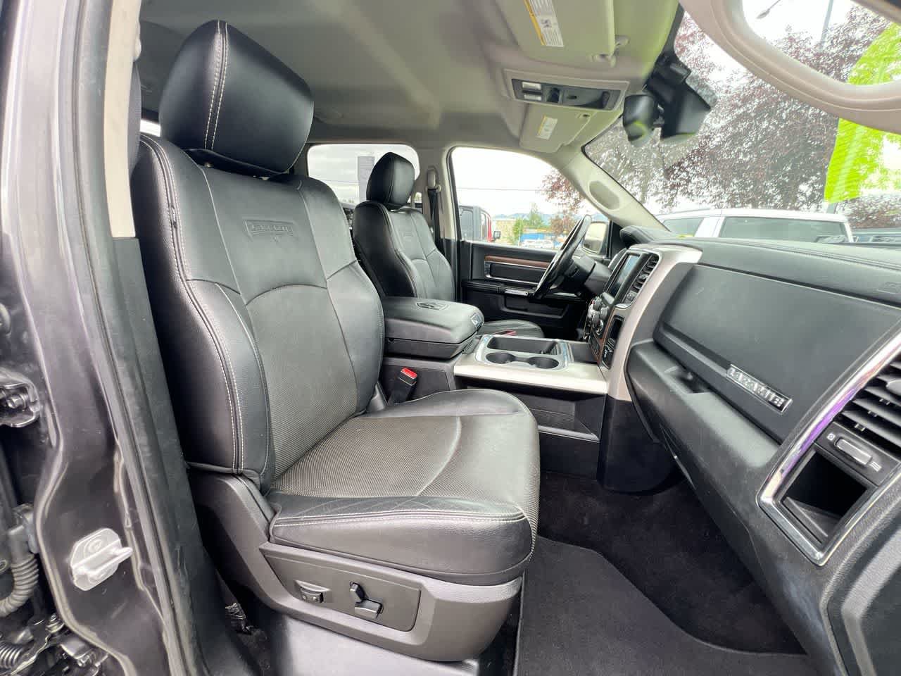 Used 2016 RAM 1500 Laramie AWD/4WD image 28
