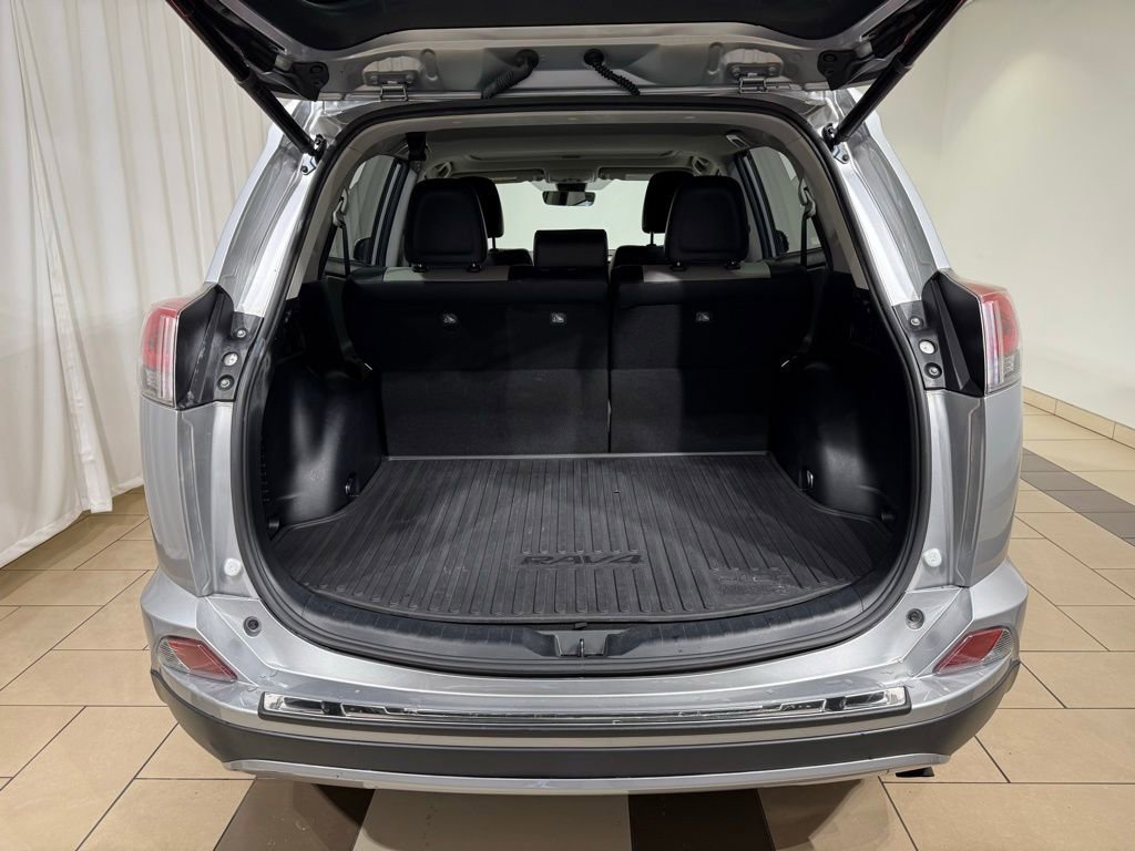 Certified 2018 Toyota RAV4 Limited w/ All Weather Liner Package AWD/4WD image 11