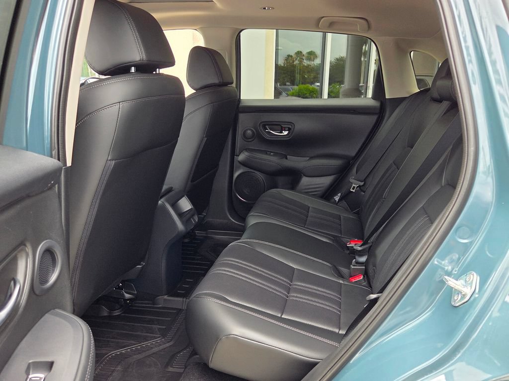 New 2027 Honda HR-V EX-L image 10