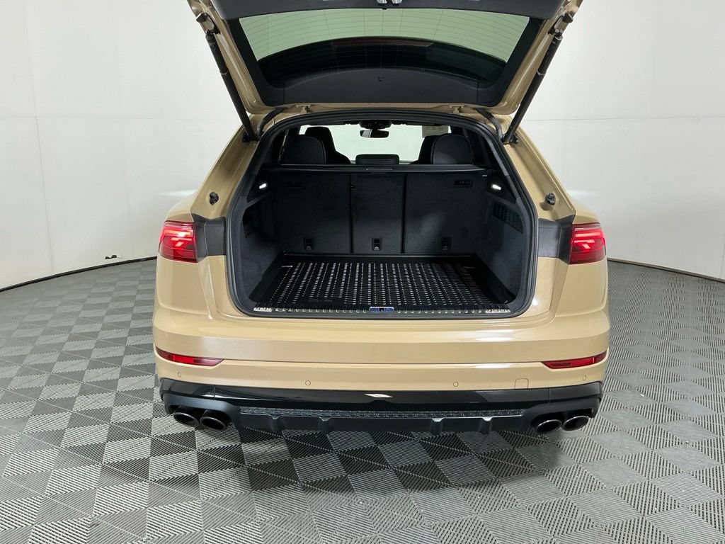 Used 2024 Audi SQ8 Prestige w/ Prestige Package AWD/4WD image 28
