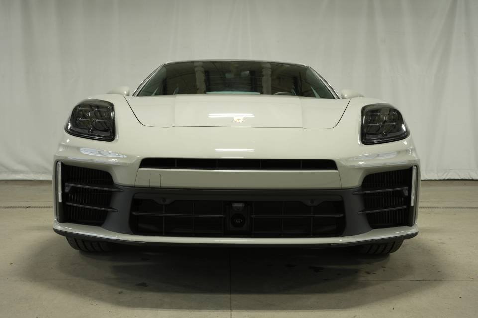 New 2026 Porsche Panamera 4 AWD/4WD image 11