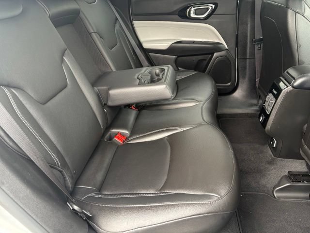 Used 2025 Jeep Compass Limited AWD/4WD image 18