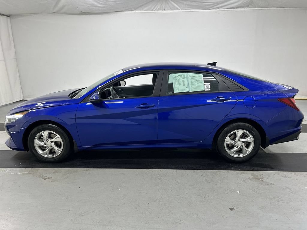 Used 2023 Hyundai Elantra SE FWD image 6
