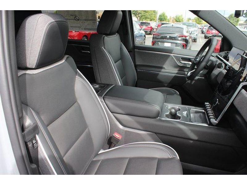 New 2026 GMC Sierra EV Elevation w/ Premium Package image 27