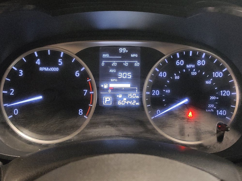 Used 2021 Nissan Versa S FWD image 23