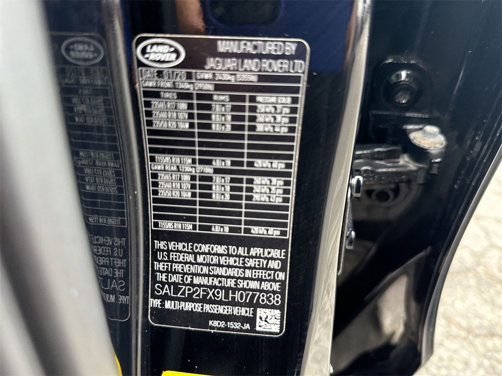 Used 2020 Land Rover Range Rover Evoque SE image 26