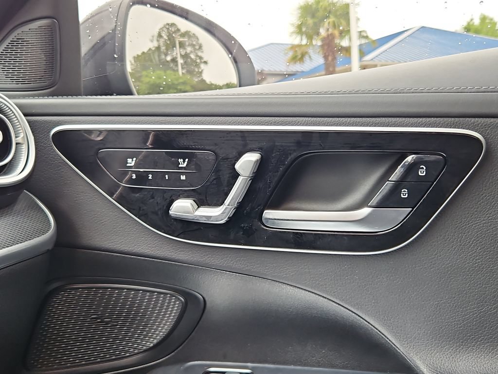 Used 2022 Mercedes-Benz C 300 Sedan image 26