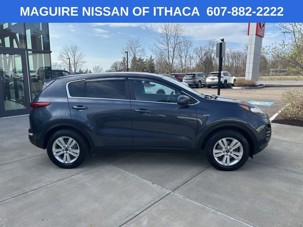 Used 2019 Kia Sportage LX AWD/4WD image 4