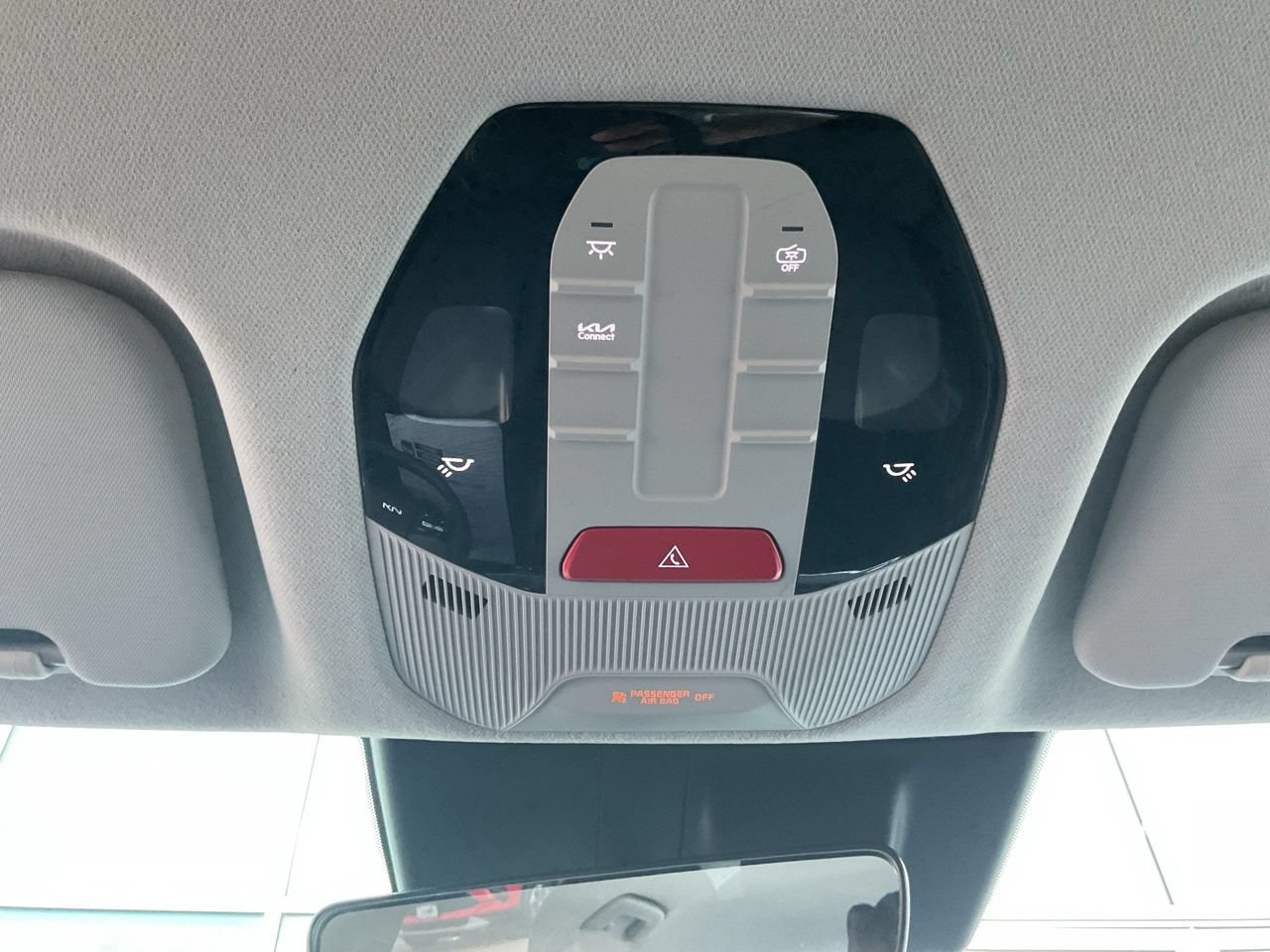 Used 2025 Kia K4 FWD image 14