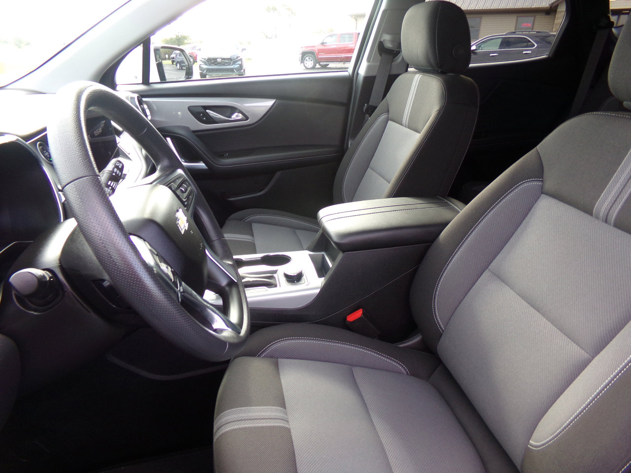 Used 2024 Chevrolet Blazer LT w/ Convenience Package image 22