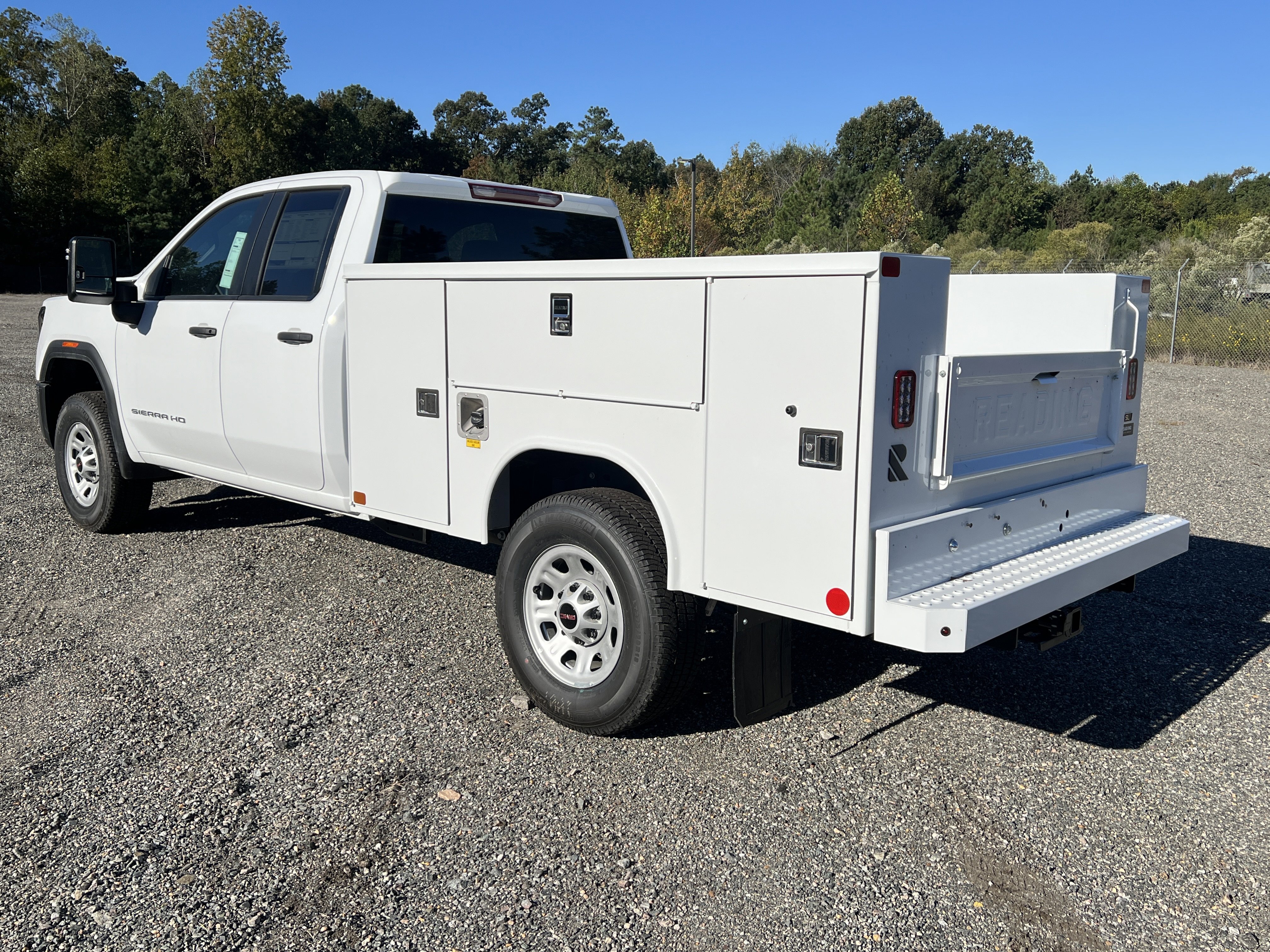 New 2025 GMC Sierra 3500 Pro w/ Convenience Package image 7