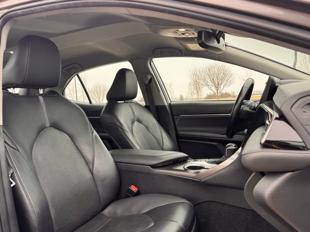 Used 2024 Toyota Camry XLE w/ Cold Weather Package image 21