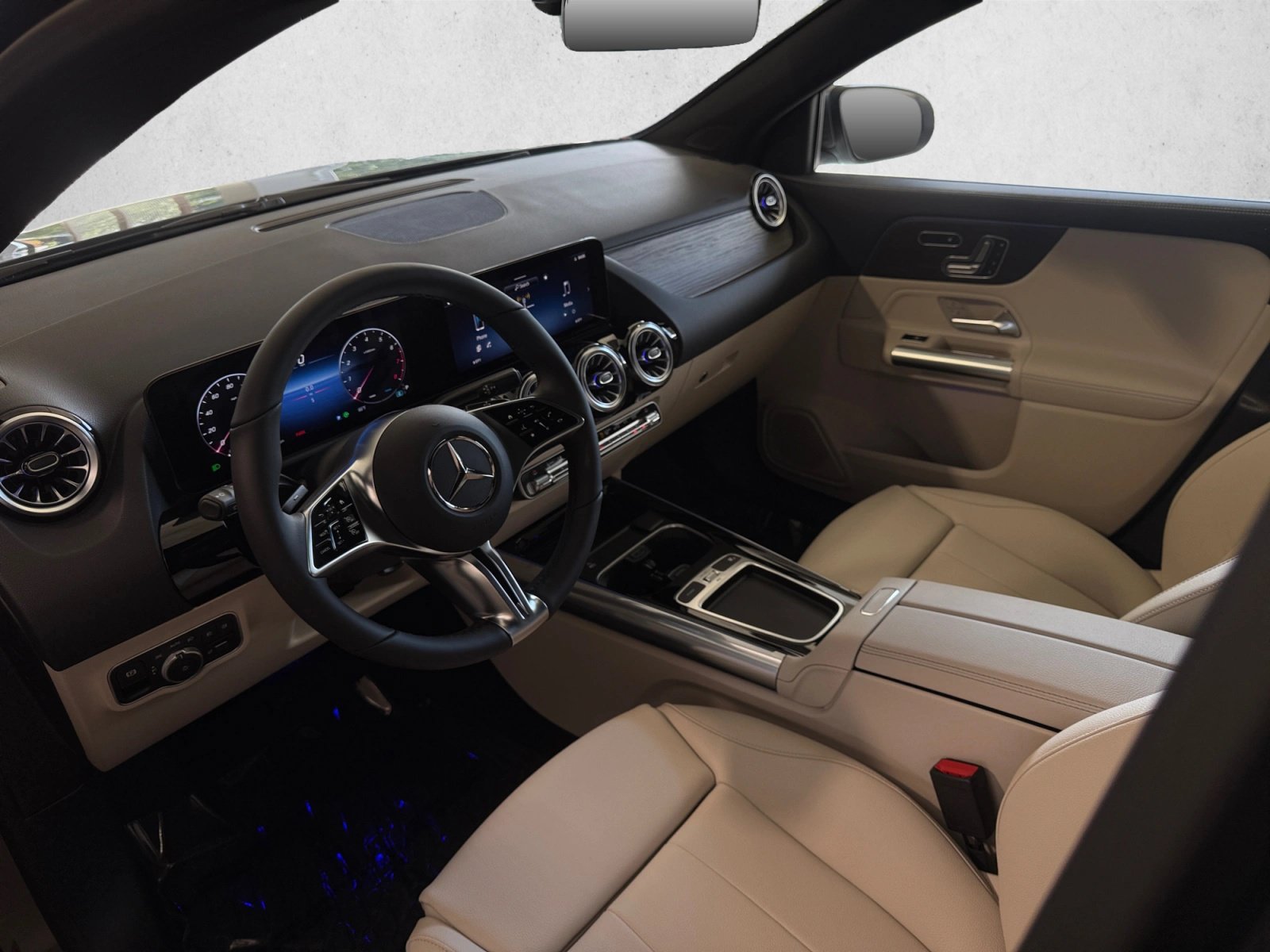 New 2026 Mercedes-Benz GLA 250 4MATIC image 11
