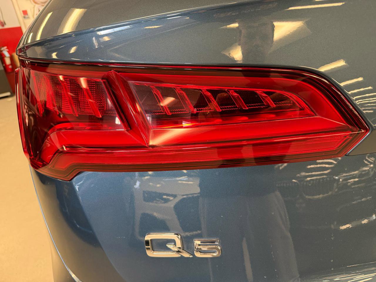 Used 2018 Audi Q5 2.0T Premium Plus w/ Premium Plus Package image 12