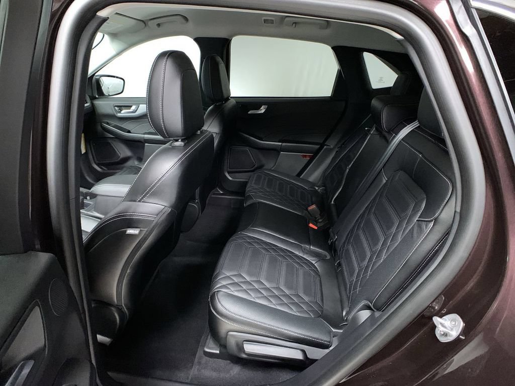 New 2023 Ford Escape SE w/ PHEV Premium Package FWD image 21