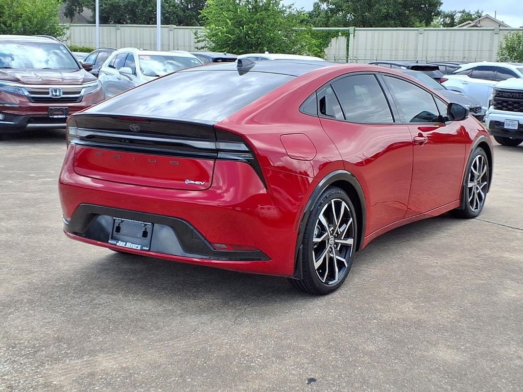 Used 2026 Toyota Prius Plug-In Hybrid w/ Limited Premium Package FWD image 4