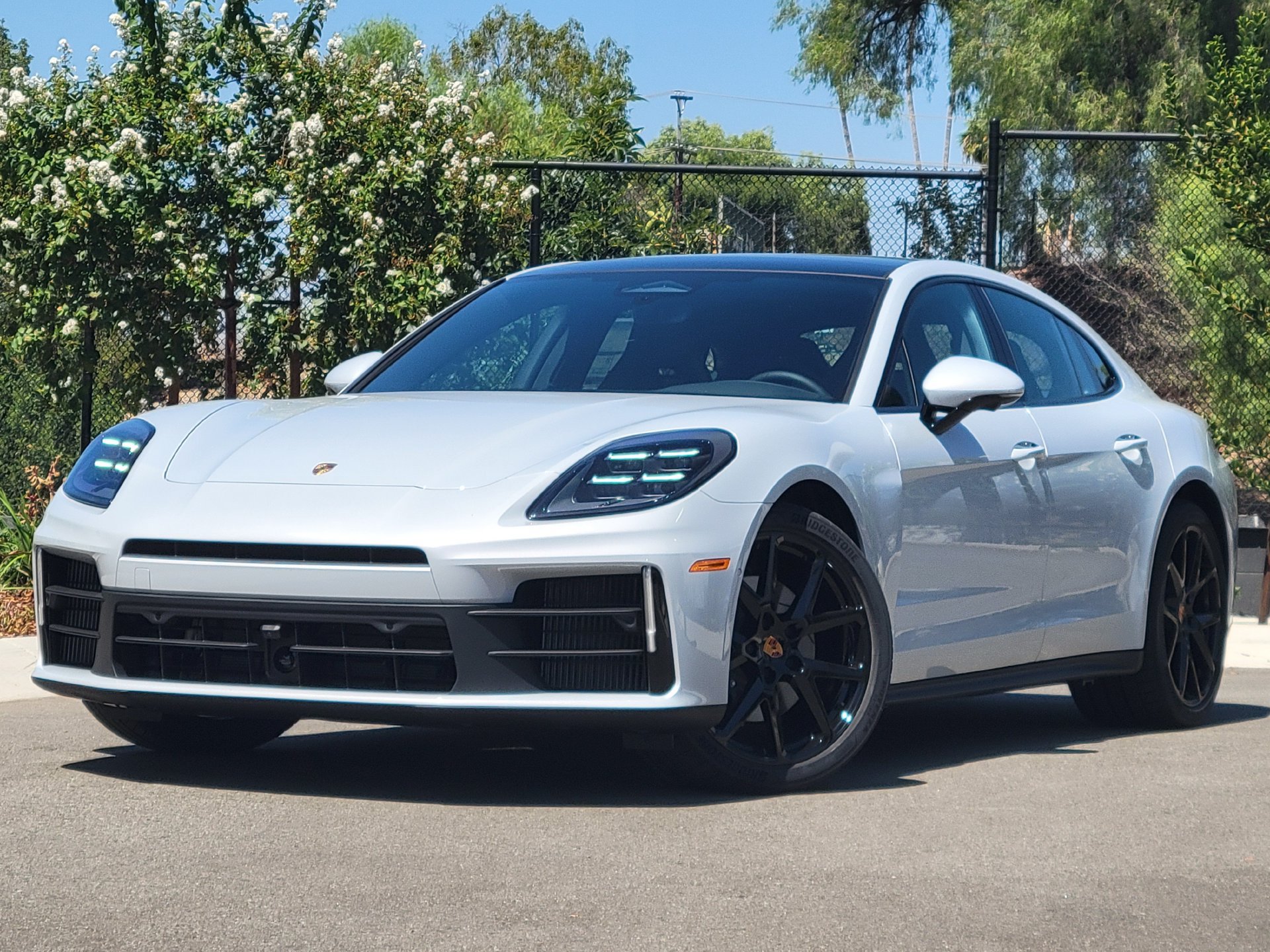 New 2026 Porsche Panamera RWD image 1