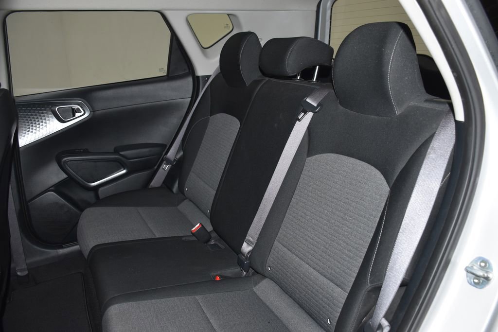 Used 2021 Kia Soul S image 23