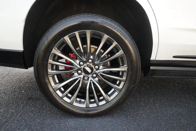Used 2023 Cadillac Escalade V AWD/4WD image 43