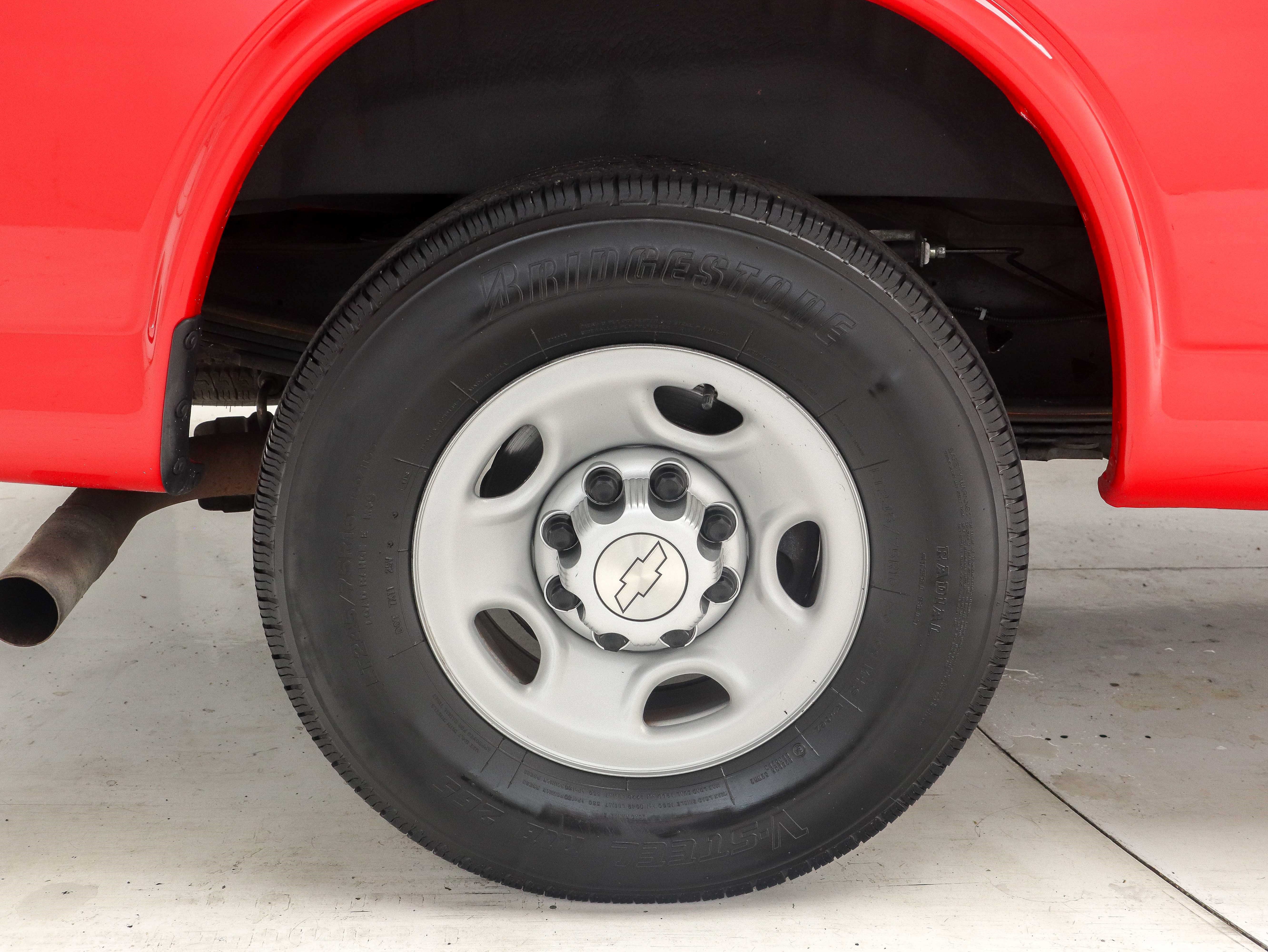 Used 2020 Chevrolet Express 3500 LS RWD image 27