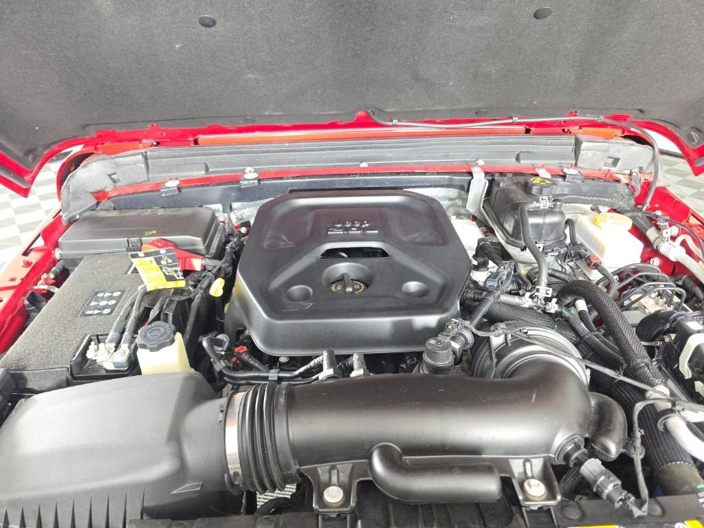 Used 2024 Jeep Wrangler Sport S AWD/4WD image 9