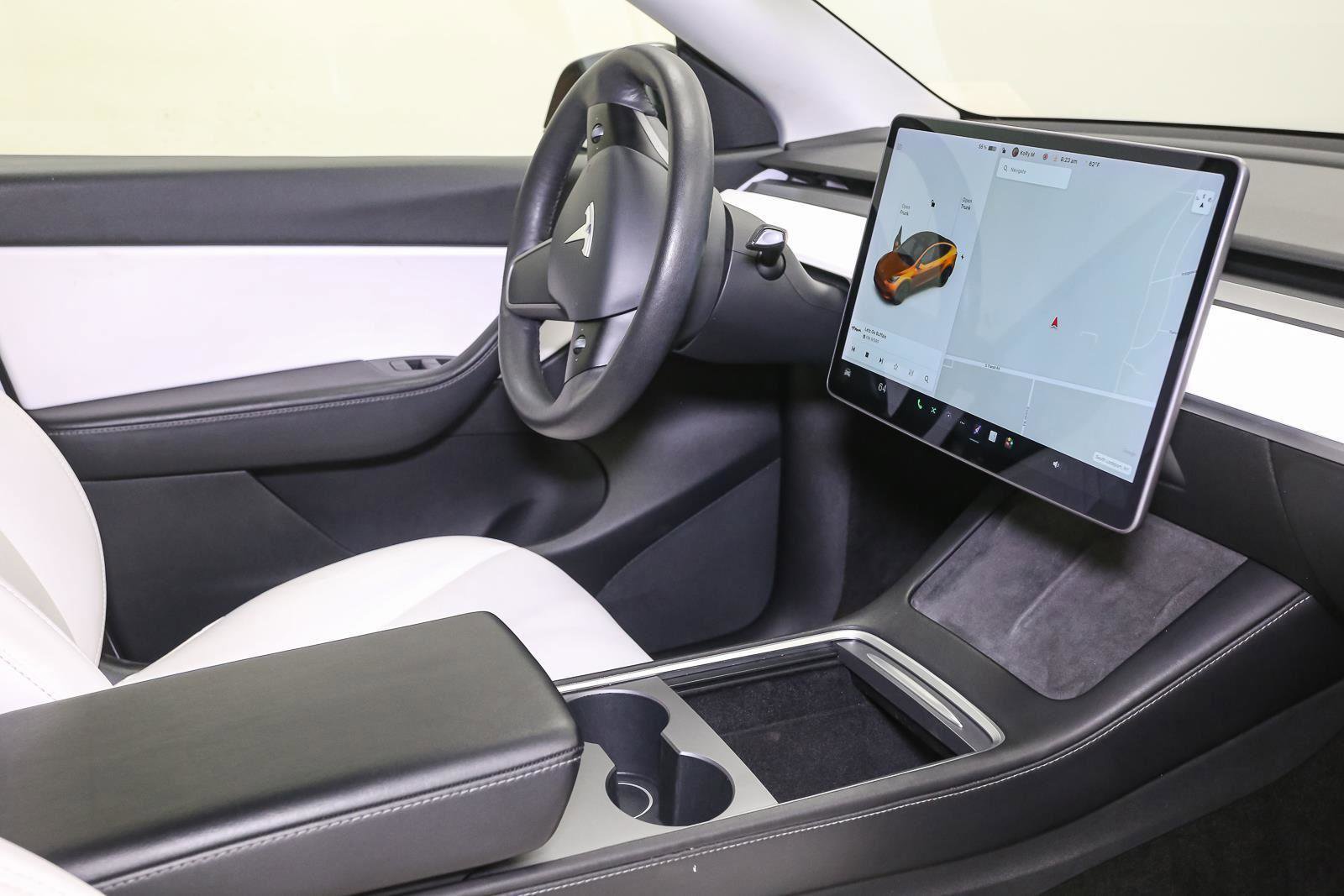 Used 2021 Tesla Model Y Long Range AWD/4WD image 18