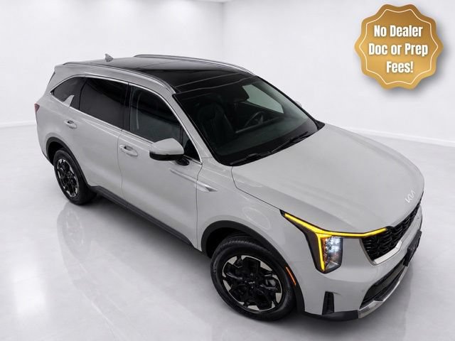 Used 2024 Kia Sorento S w/ Panoramic Sunroof Package AWD/4WD image 2