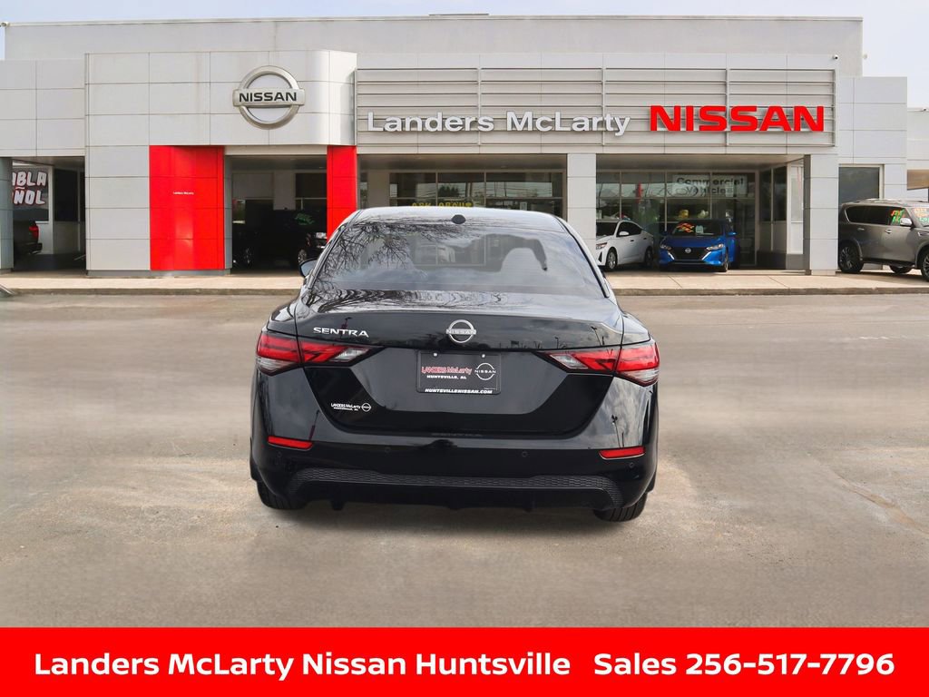 Used 2025 Nissan Sentra SV w/ Trunk Package image 5