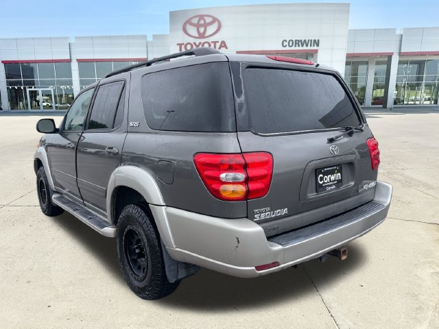 Used 2004 Toyota Sequoia SR5 w/ Preferred Pkg AWD/4WD image 3
