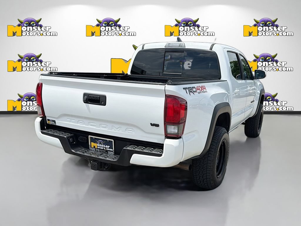 Used 2018 Toyota Tacoma TRD Off-Road AWD/4WD image 5