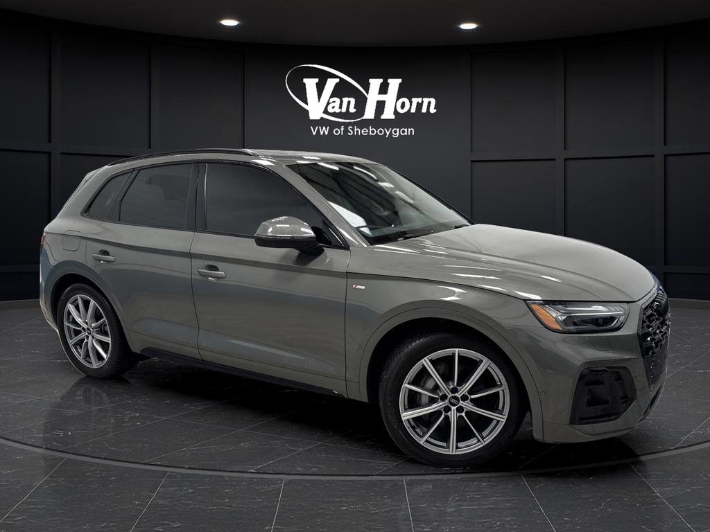 Used 2023 Audi Q5 e Prestige w/ Prestige Package image 41