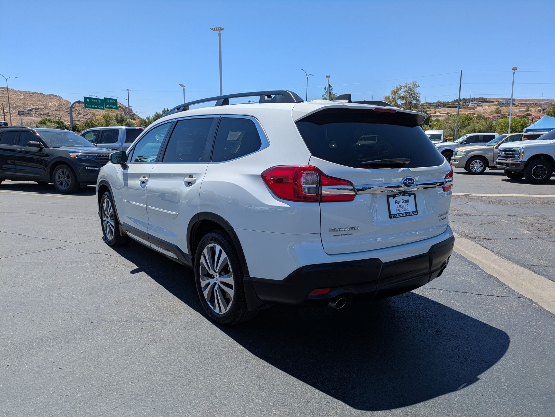 Used 2022 Subaru Ascent Limited w/ Technology Package AWD/4WD image 5