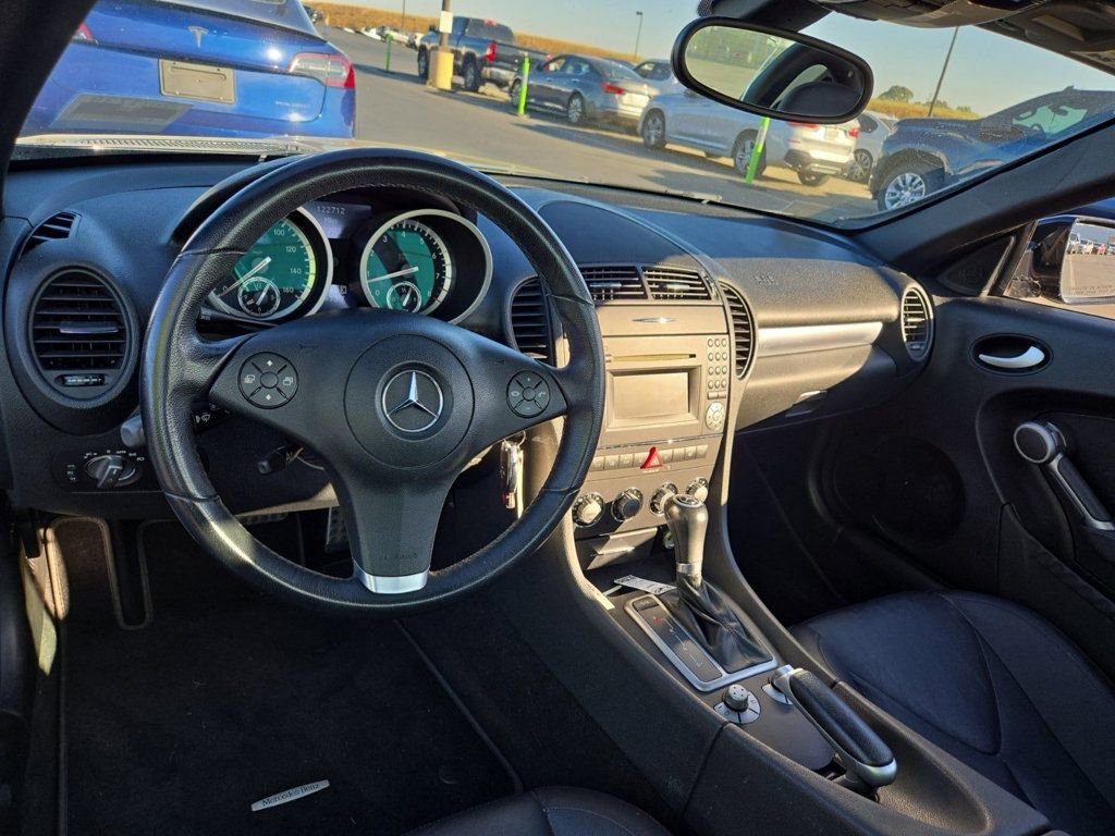 Used 2009 Mercedes-Benz SLK 350 image 6