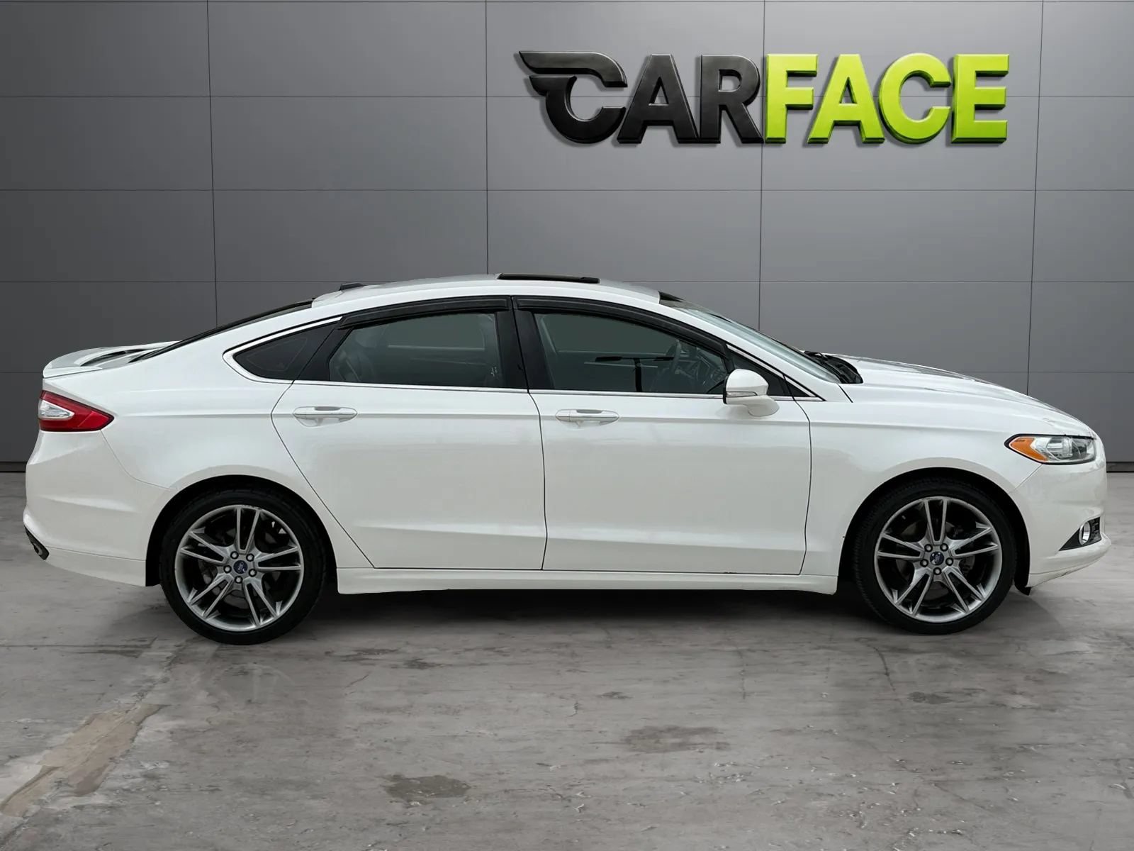 Used 2016 Ford Fusion Titanium FWD image 14