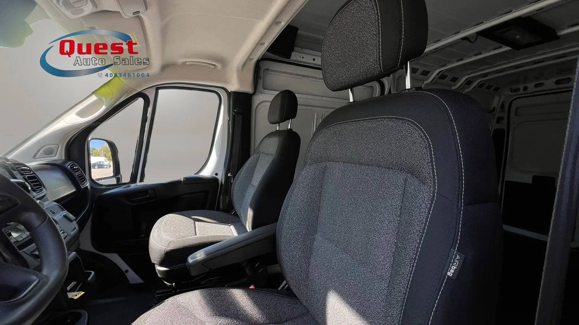 Used 2025 RAM ProMaster 2500 w/ Convenience Group FWD image 24