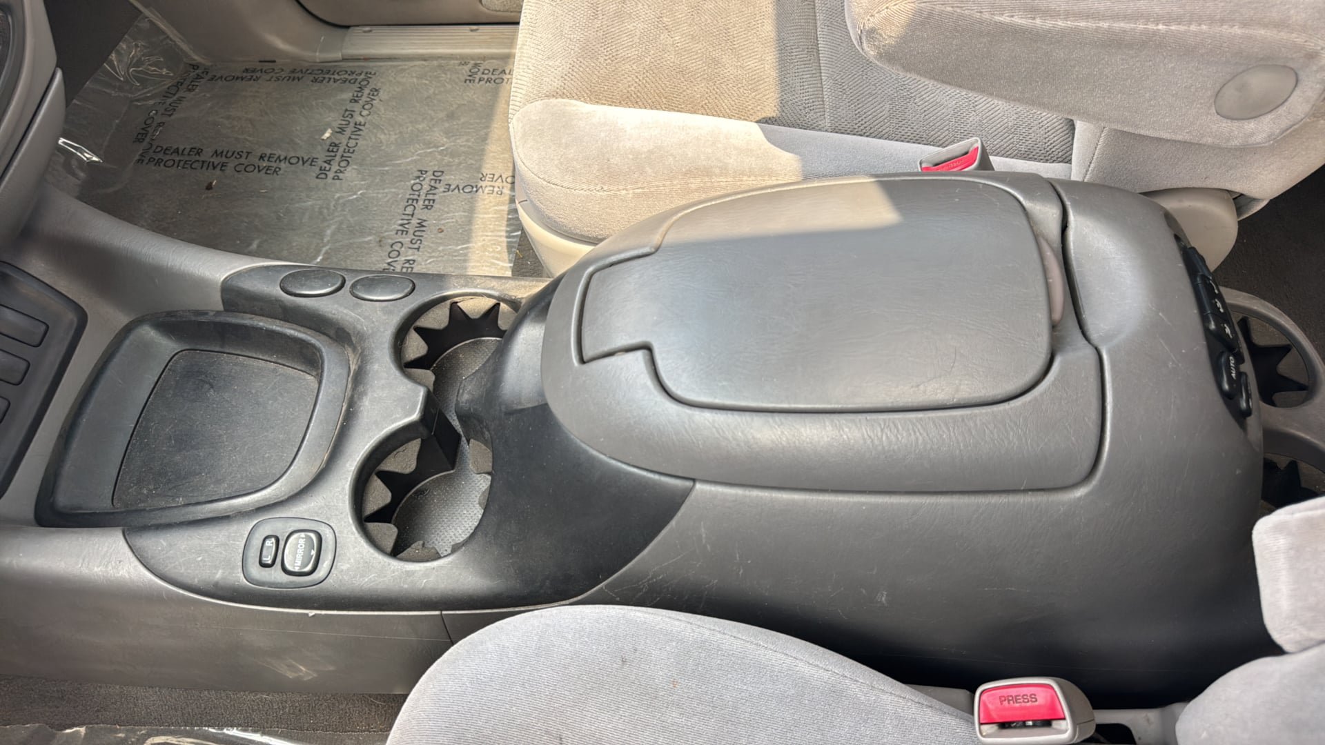 Used 2006 Toyota Sequoia SR5 RWD image 26