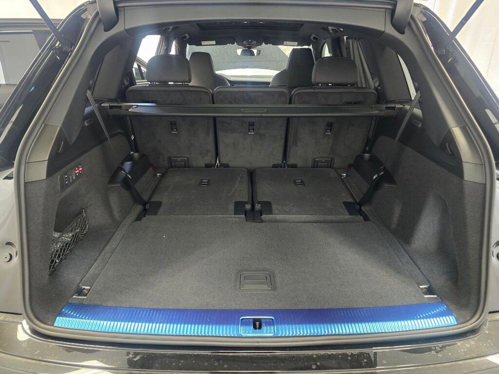 New 2026 Audi SQ7 Premium Plus image 11