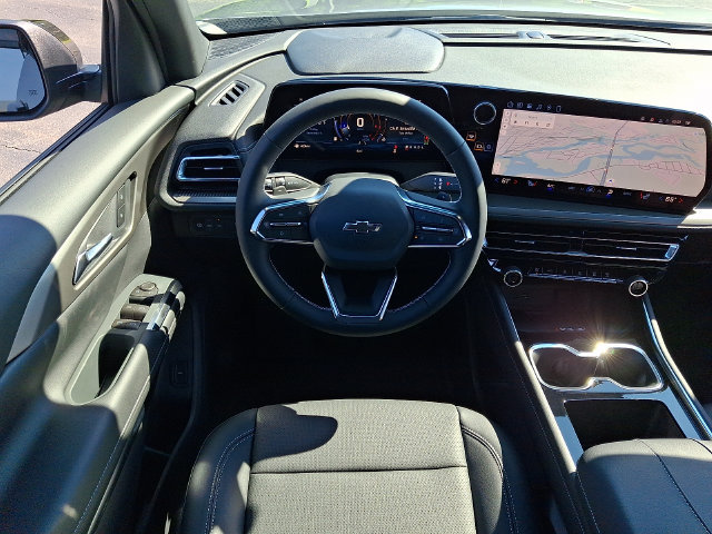 New 2027 Chevrolet Traverse LT w/ Midnight/Sport Edition FWD image 8