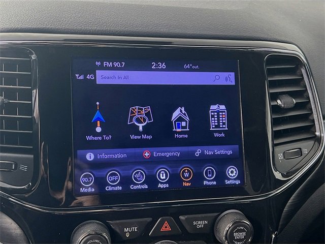 Used 2021 Jeep Grand Cherokee Laredo X image 20