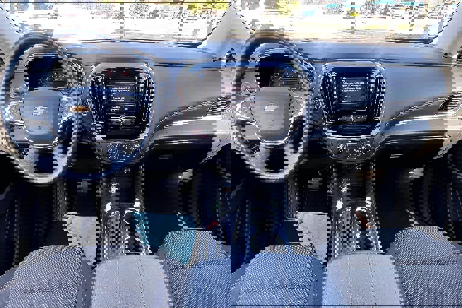 Used 2020 Chevrolet Traverse LS image 15