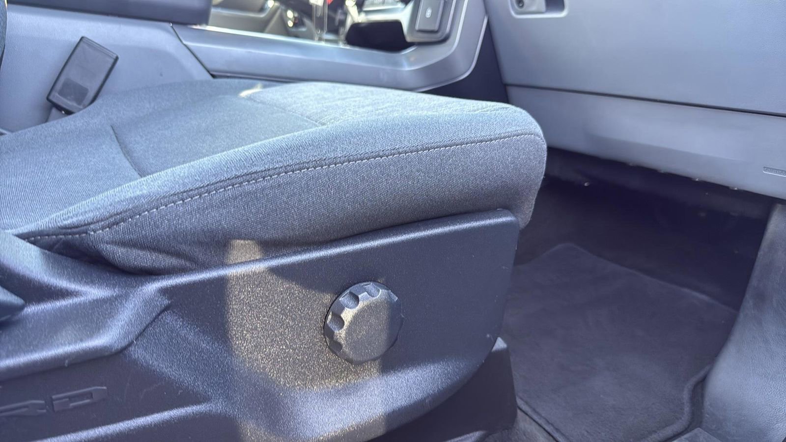 Certified 2022 Ford F150 XLT image 25