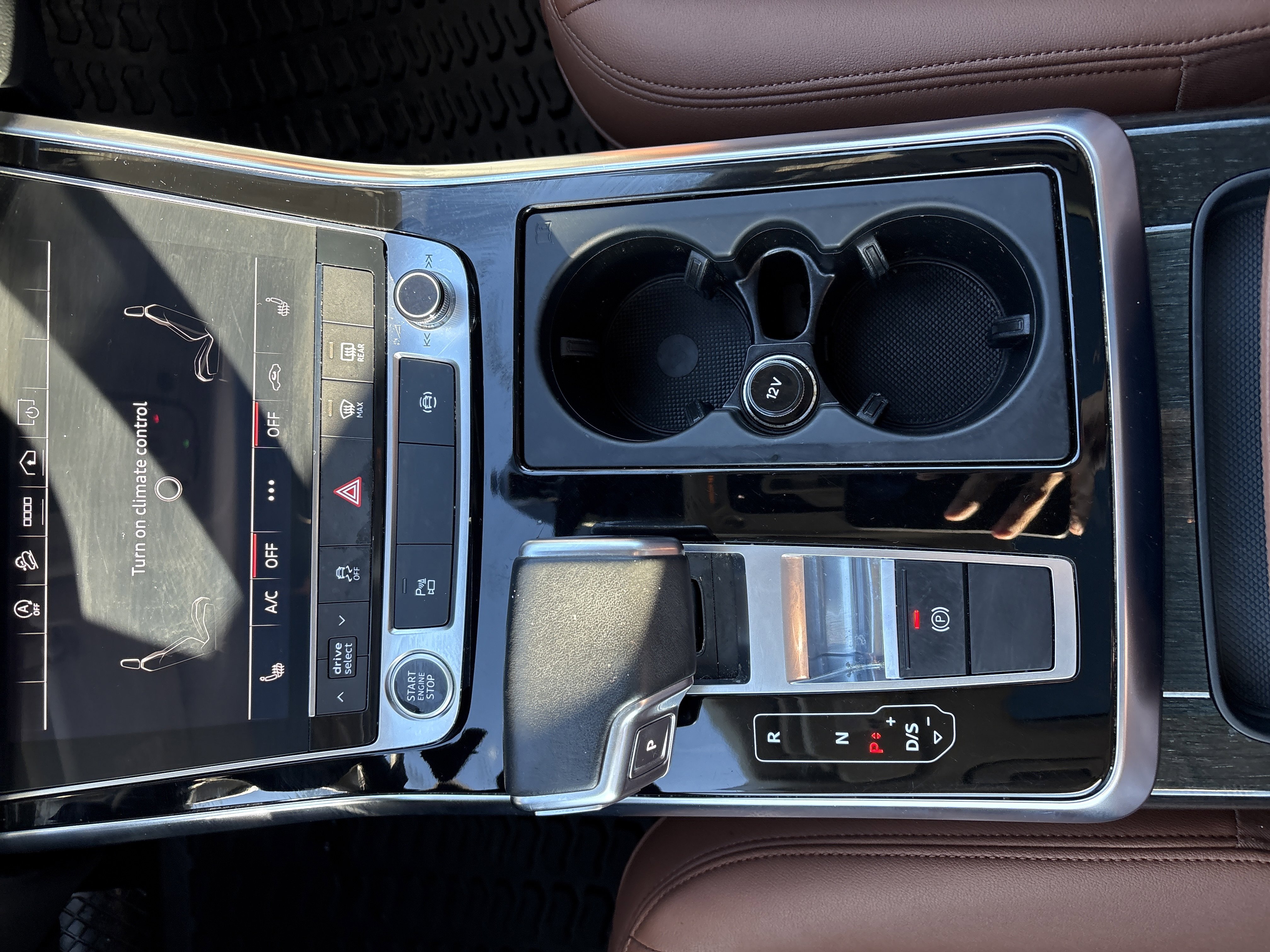 Certified 2022 Audi Q7 2.0T Premium w/ Convenience Package image 8