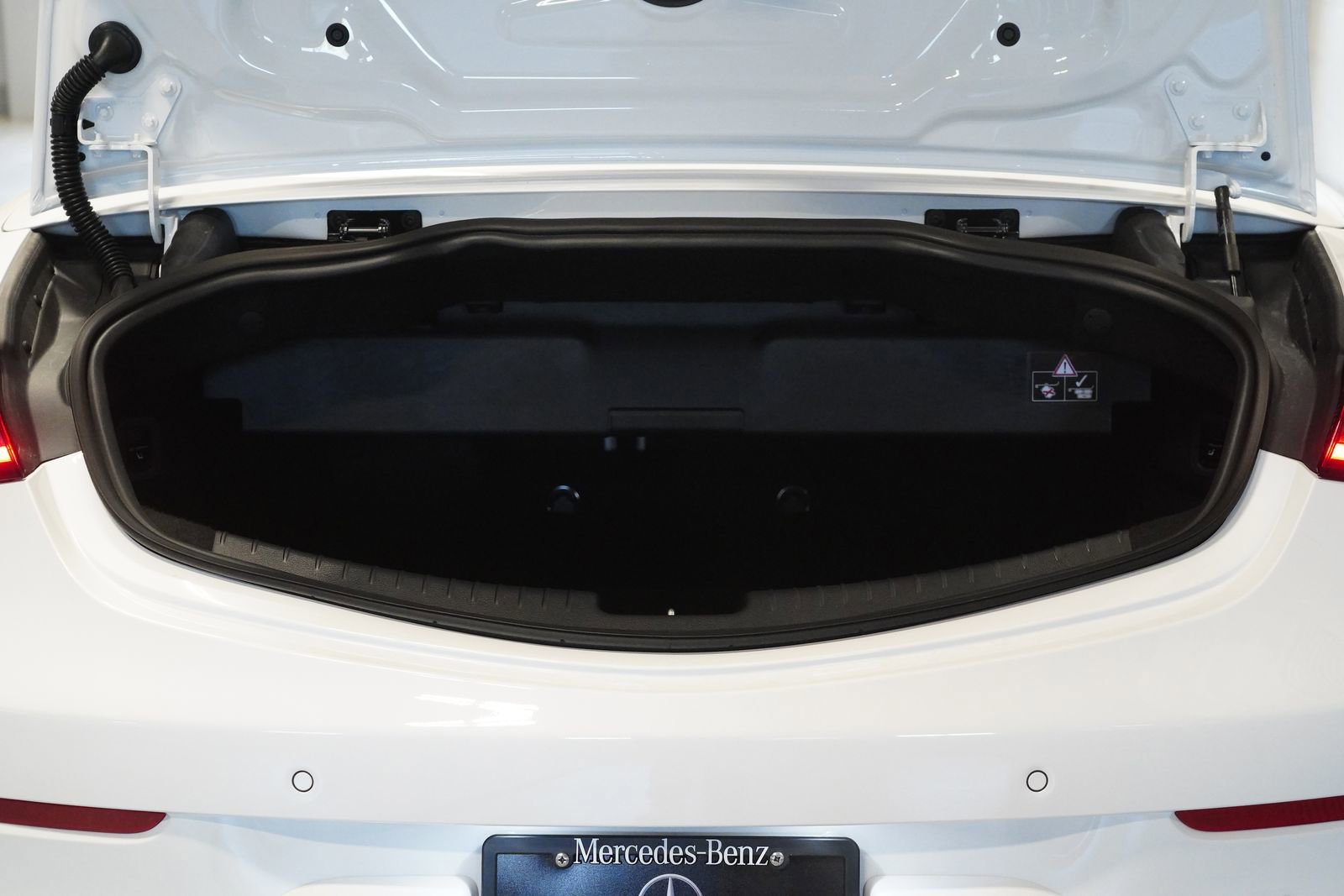 New 2026 Mercedes-Benz CLE 53 AMG 4MATIC Cabriolet image 39