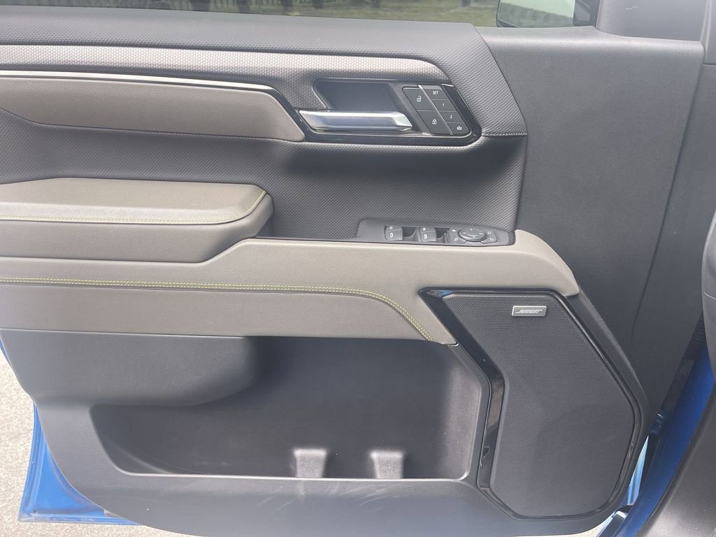 Used 2022 Chevrolet Silverado 1500 ZR2 w/ Technology Package image 35