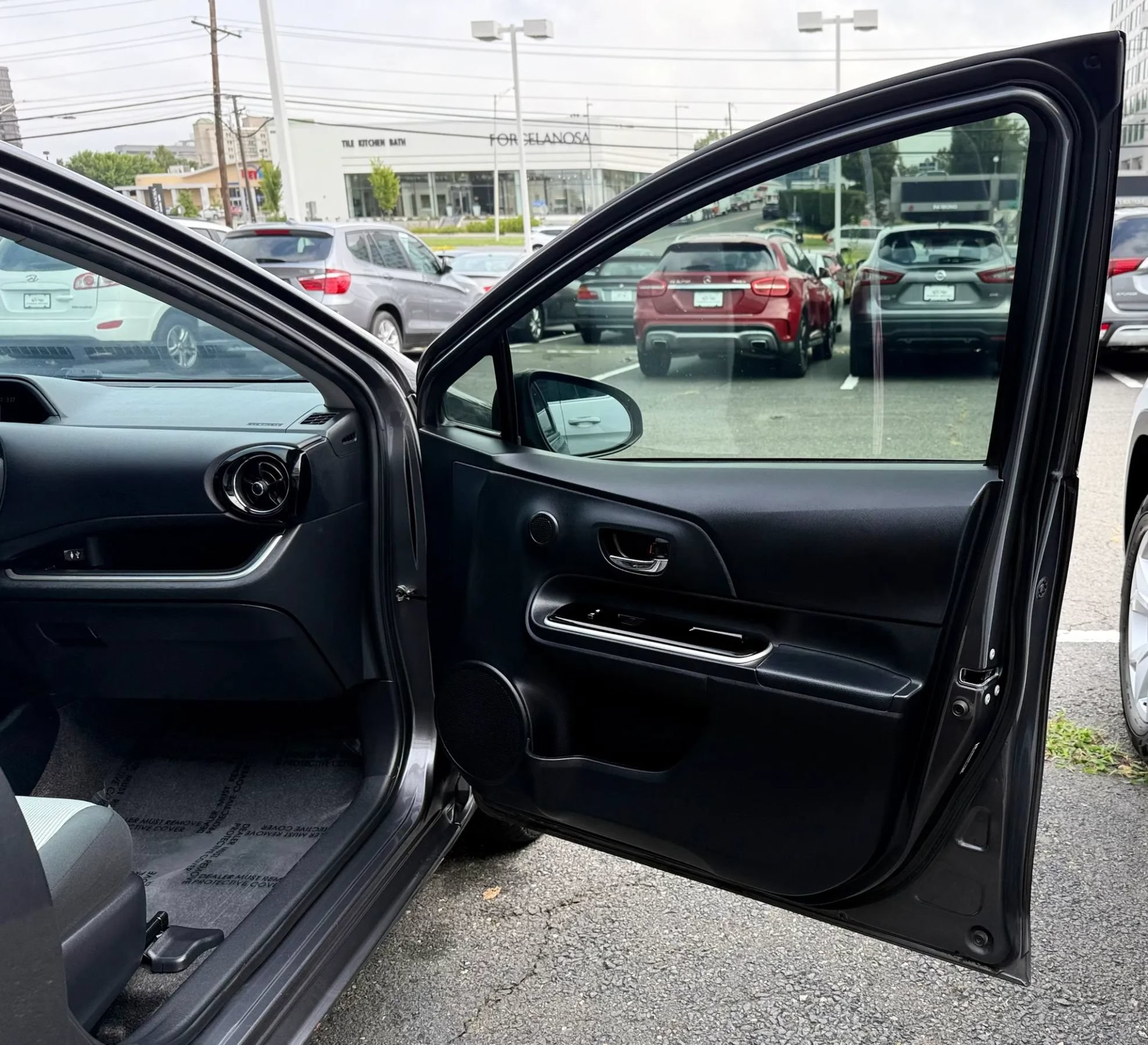 Used 2015 Toyota Prius C Two FWD image 28