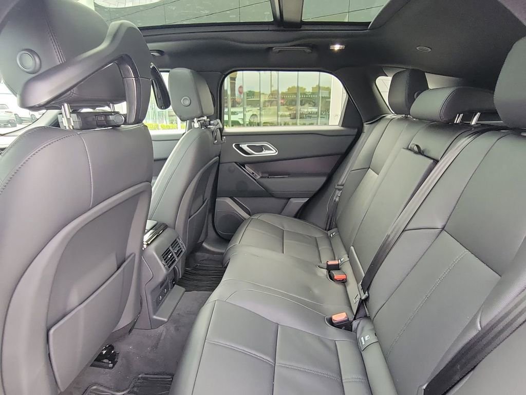 New 2026 Land Rover Range Rover Velar Dynamic SE AWD/4WD image 16