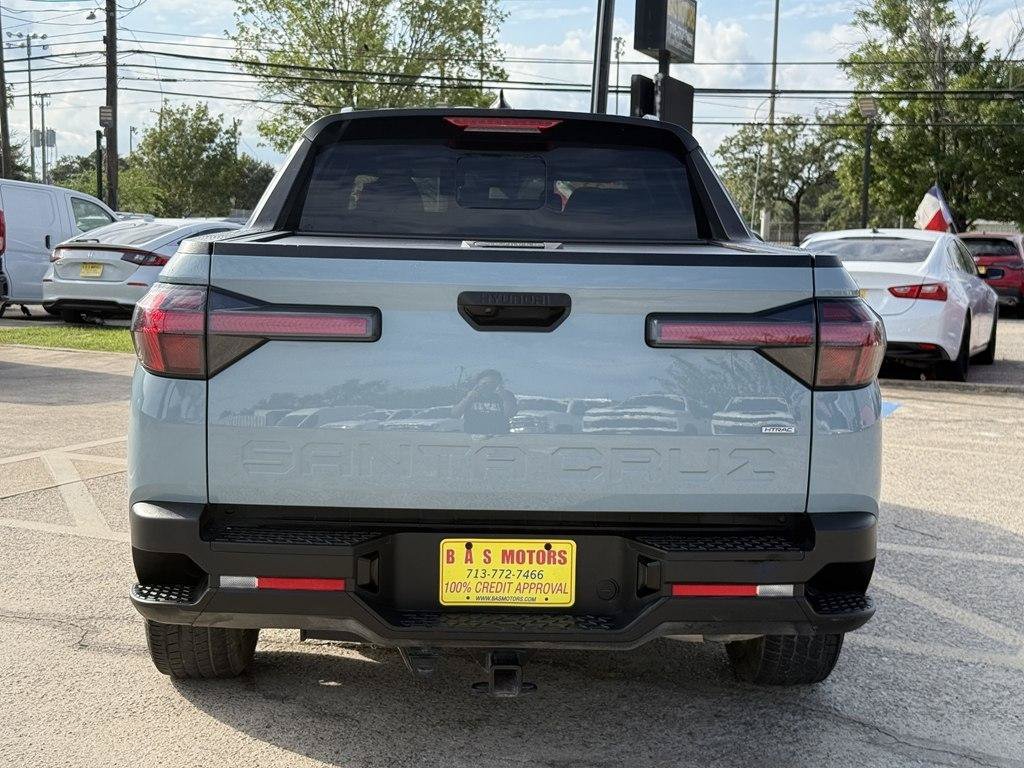 Used 2023 Hyundai Santa Cruz SEL w/ Activity Package AWD/4WD image 2